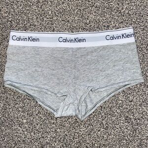 NWOT Calvin Klein Boyshort